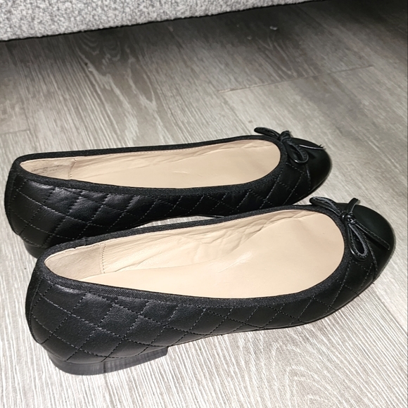 Talbots | Black | Leather | Quilted Ballet Flat | Size 7M - Picture 6 of 9